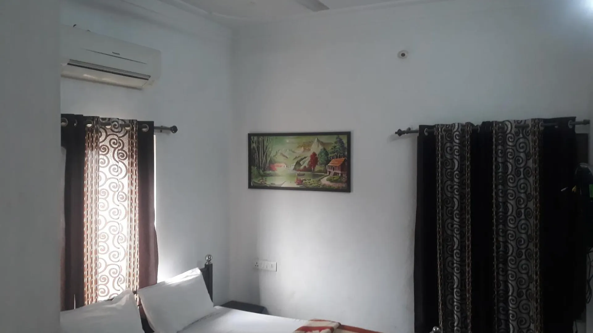 Gaj Niwas Hotel And Restaurant,Udaipur,Rajasthan Udaipur